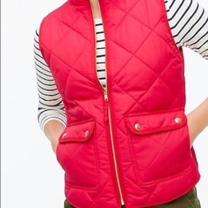Jcrew puffer vest with snap pockets
